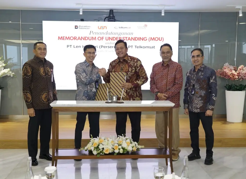 Telkomsat dan PT Len Industri (Persero) Tandatangani MoU untuk Perkuat Kolaborasi Pertahanan Berbasis Satelit